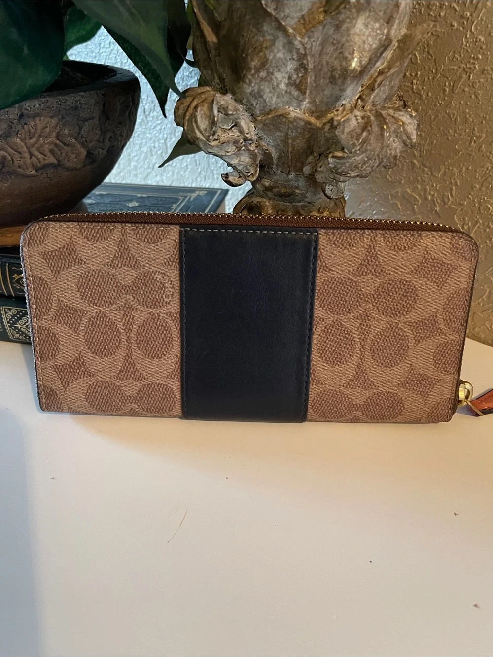 Coach Signature Zip Around Accordion Wallet in Midnight